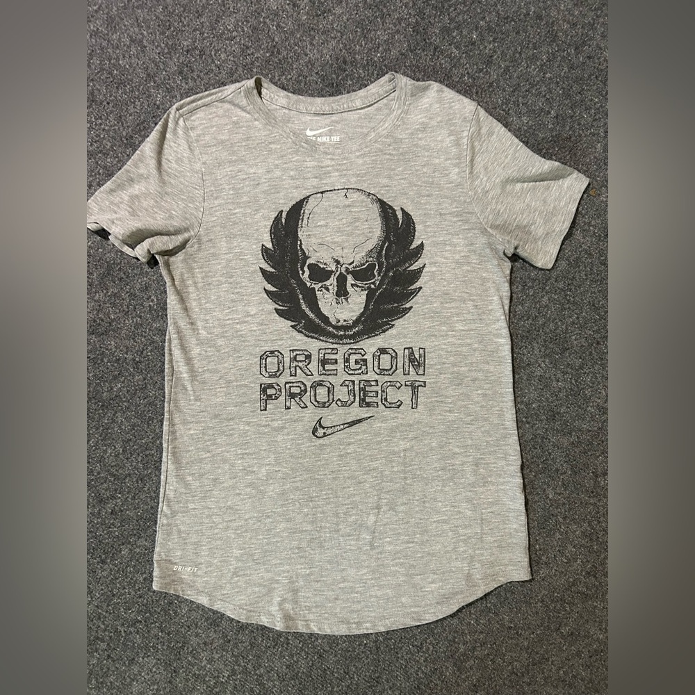 Nike Gray Oregon Project Skull Tee size Small